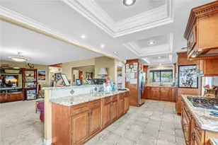 8530 Vine Valley, Los Angeles, CA 91352 - Photo 15