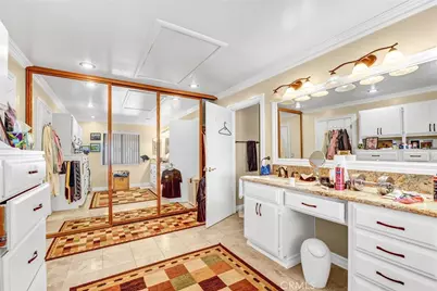 8530 Vine Valley, Los Angeles, CA 91352 - Photo 23