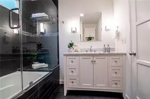 1520 W Riverside Dr, Burbank, CA 91506 - Photo 25