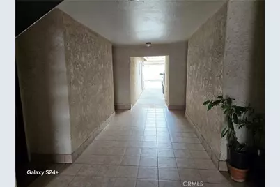 24522 Chestnut, Newhall, CA 91321 - Photo 7