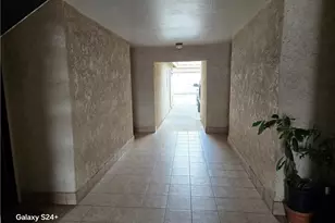 24522 Chestnut, Newhall, CA 91321 - Photo 3
