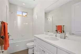 27636 Camellia Dr, Saugus, CA 91350 - Photo 15