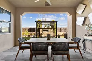 27636 Camellia Dr, Saugus, CA 91350 - Photo 21