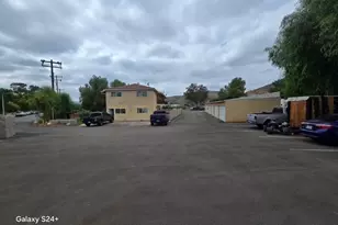 17717 Scherzinger Ln, Canyon Country, CA 91387 - Photo 7