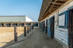 700 S Mariposa St, Burbank, CA 91506 - Photo 45