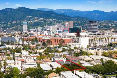 333 Riverdale, Glendale, CA 91204 - Photo 3