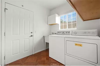1132 Manzanita, Los Angeles, CA 90029 - Photo 15