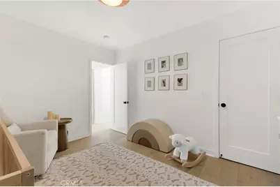 805 N Kemp, Burbank, CA 91505 - Photo 33