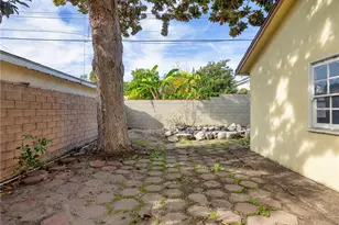 207 W Ash Ave, Burbank, CA 91502 - Photo 35