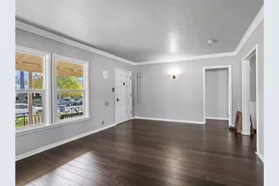 207 W Ash Avenue, Burbank, CA 91502 - Photo 15