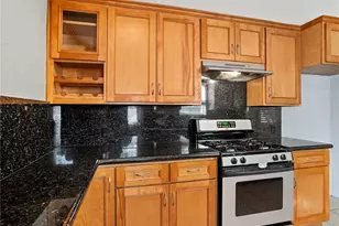 210 W Ash Ave, Burbank, CA 91502 - Photo 9