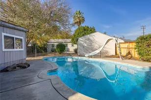 210 W Ash Ave, Burbank, CA 91502 - Photo 31