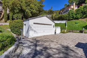 1620 Melwood Dr, Glendale, CA 91207 - Photo 33