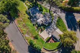 1620 Melwood Dr, Glendale, CA 91207 - Photo 49