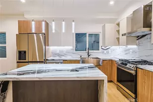 4842 W 17th St, Los Angeles, CA 90019 - Photo 37