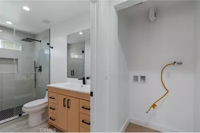 13901 Runnymede, Van Nuys, CA 91405 - Photo 19