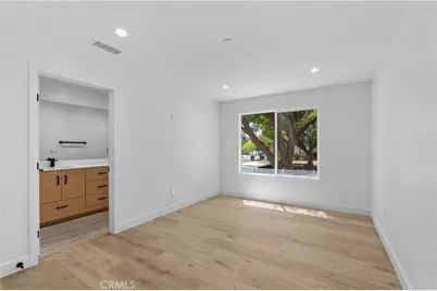 13901 Runnymede, Van Nuys, CA 91405 - Photo 17