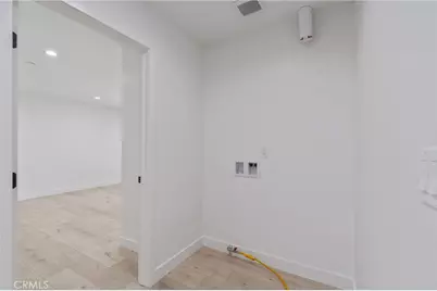 13901 Runnymede, Van Nuys, CA 91405 - Photo 33