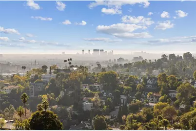 5675 Spreading Oak Drive, Los Angeles, CA 90068 - Photo 19