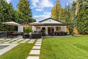 22900 Hatteras, Woodland Hills, CA 91367 - Photo 3