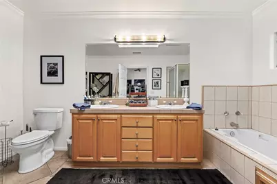 22900 Hatteras, Woodland Hills, CA 91367 - Photo 19