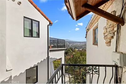 3916 Carnavon, Los Angeles, CA 90027 - Photo 19