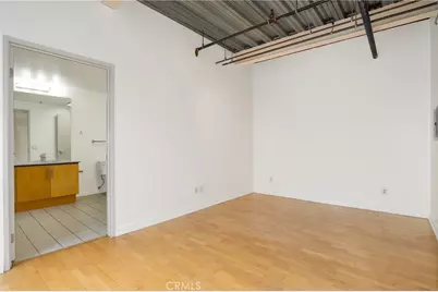 330 W 11th Street #A503, Los Angeles, CA 90015 - Photo 23