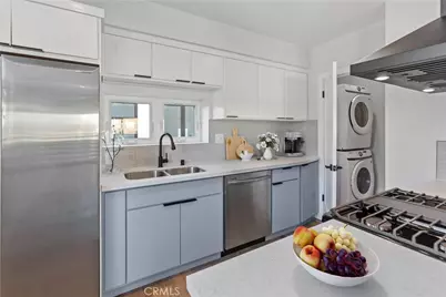 1726 Menlo Avenue, Los Angeles, CA 90006 - Photo 13