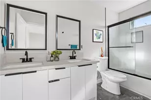 1726 Menlo Ave, Los Angeles, CA 90006 - Photo 35