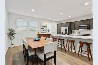 11238 N Mission Heights Drive, Mission Hills (San Fernando), CA 91345 - Photo 11