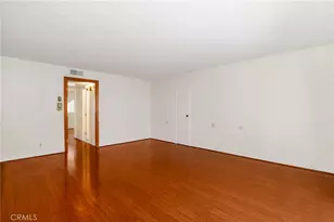 5403 Newcastle Ave, Encino, CA 91316 - Photo 5