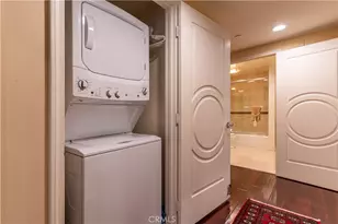 4533 Vista Del Monte Ave, Sherman Oaks, CA 91403 - Photo 13