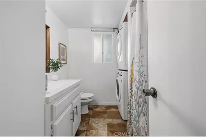 13567 Valerio Street #F, Van Nuys, CA 91405 - Photo 9