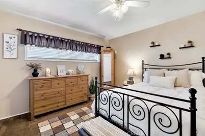 6300 Teesdale Avenue, Los Angeles, CA 91606 - Photo 23