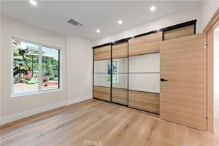 254 W Santa Anita, Burbank, CA 91502 - Photo 9