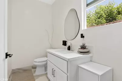 2129 N Pepper Street, Burbank, CA 91505 - Photo 31