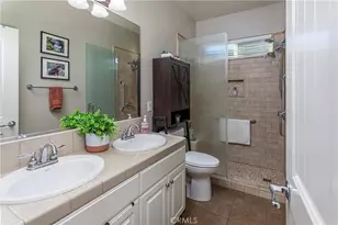 19245 Graham Ln, Saugus, CA 91350 - Photo 23