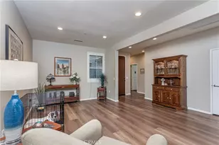 19245 Graham Ln, Saugus, CA 91350 - Photo 9