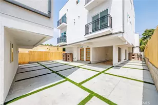 4513 Rosewood, Los Angeles, CA 90004 - Photo 11