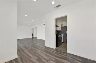 13321 Blythe St, North Hollywood, CA 91605 - Photo 11