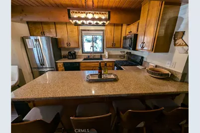637 Sugarloaf Boulevard, Big Bear Lake, CA 92314 - Photo 19