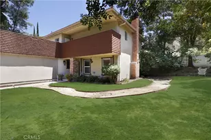 22666 Cavalier St, Woodland Hills, CA 91364 - Photo 33