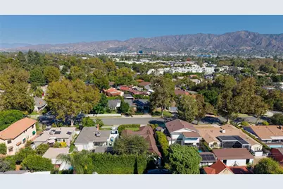 1324 W Morningside, Burbank, CA 91506 - Photo 35