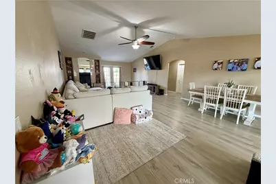 9725 Susan Avenue, California City, CA 93505 - Photo 11
