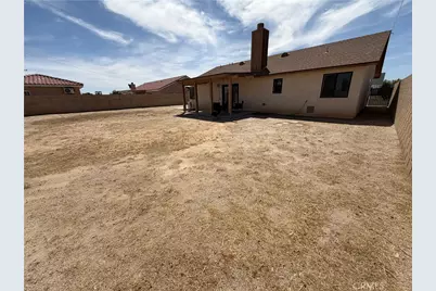 9725 Susan Avenue, California City, CA 93505 - Photo 31