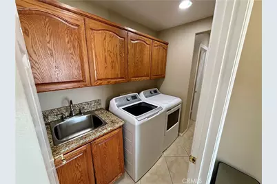 9725 Susan Avenue, California City, CA 93505 - Photo 13