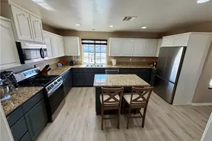 9725 Susan Ave, California City, CA 93505 - Photo 9