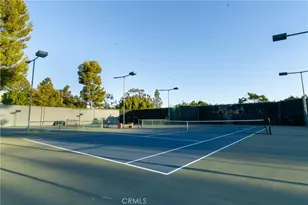 9551 Via Ricardo, Burbank, CA 91504 - Photo 23