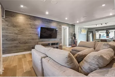 20422 20424 Schoenborn, Winnetka, CA 91306 - Photo 5