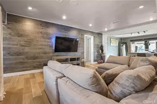 20422 20424 Schoenborn, Winnetka, CA 91306 - Photo 5